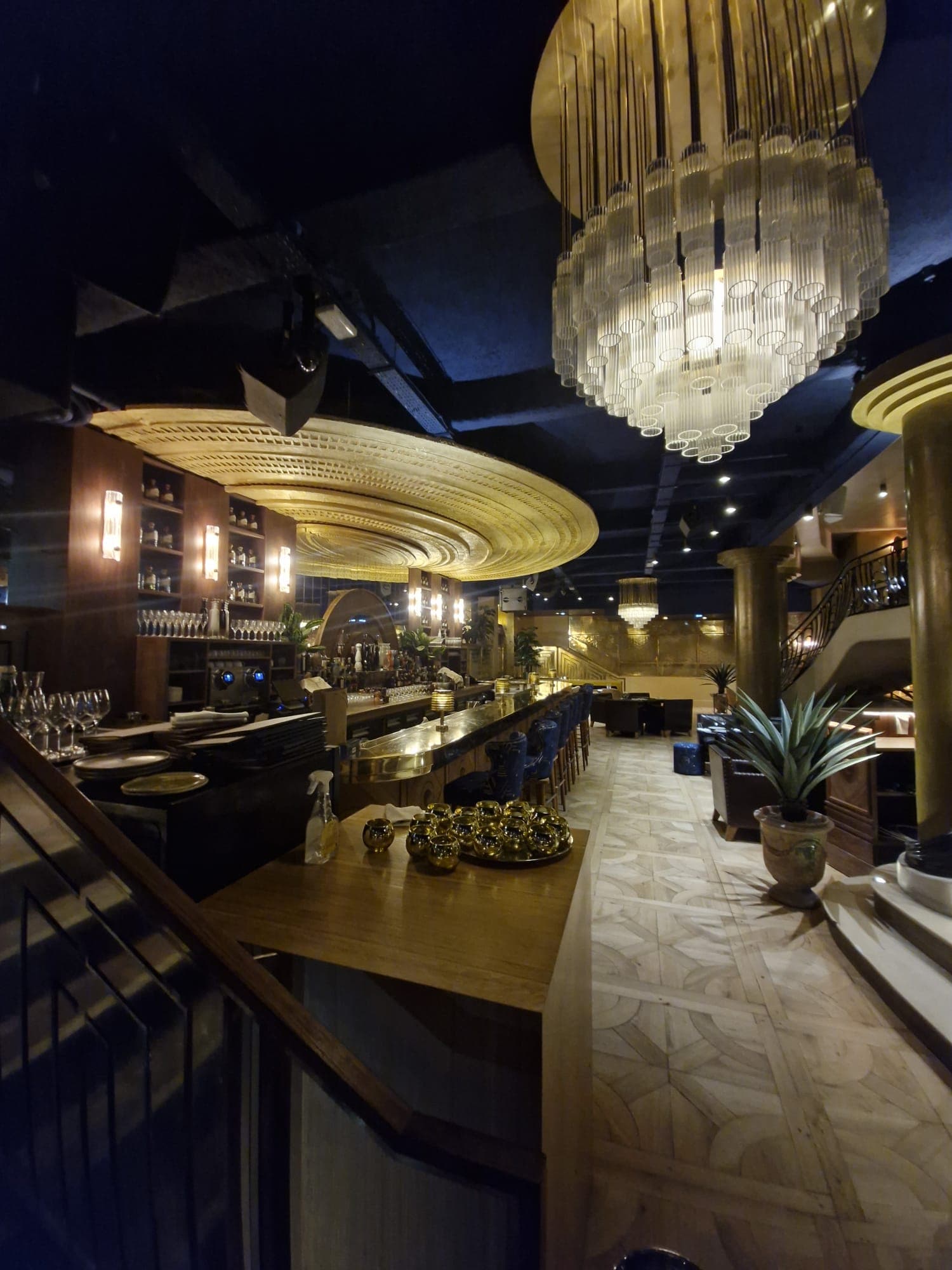 Rénovation intérieure d'un restaurant à Paris — vue 5